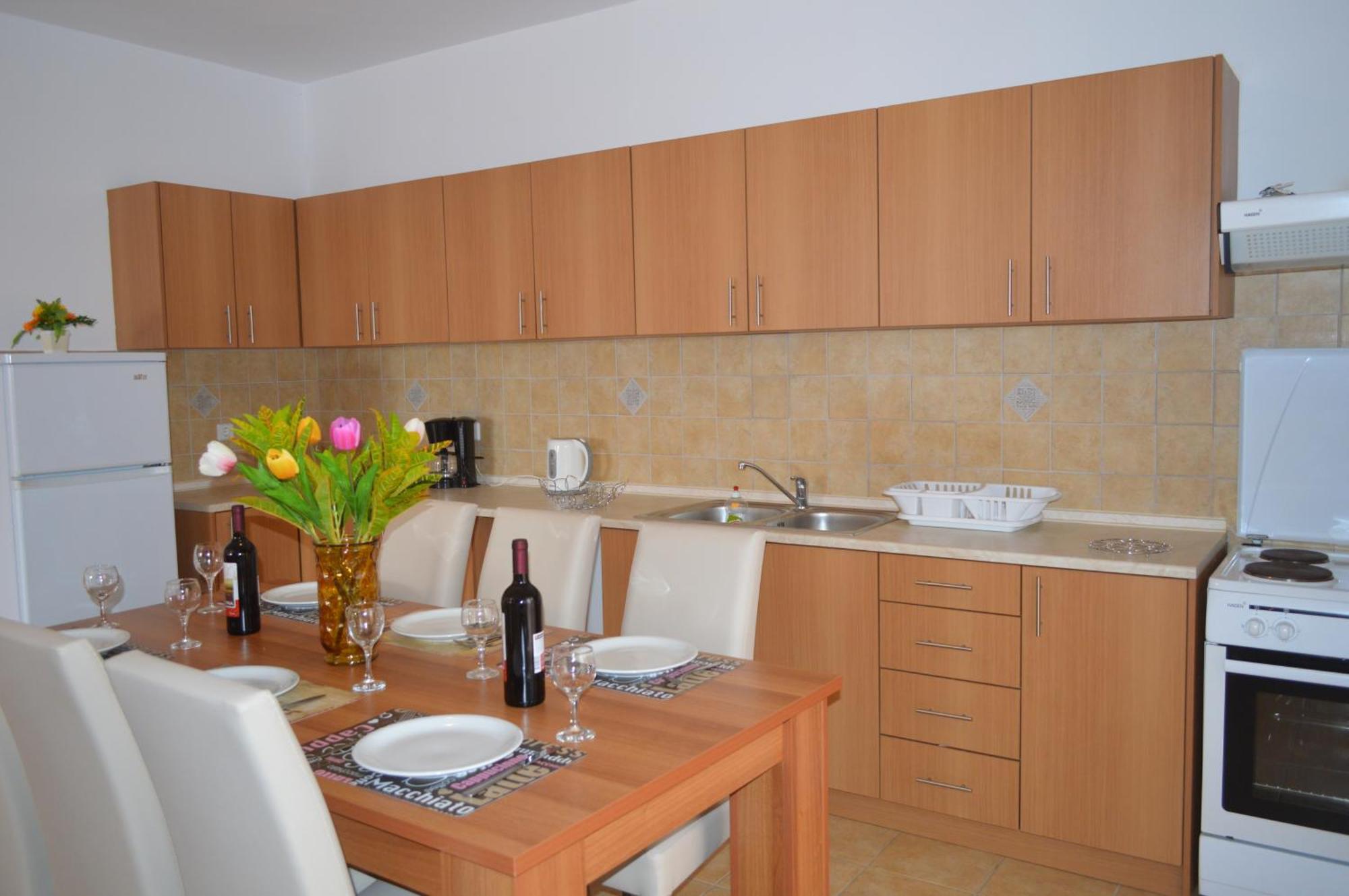 Gennadi Gardens Apartments & Villas Room photo